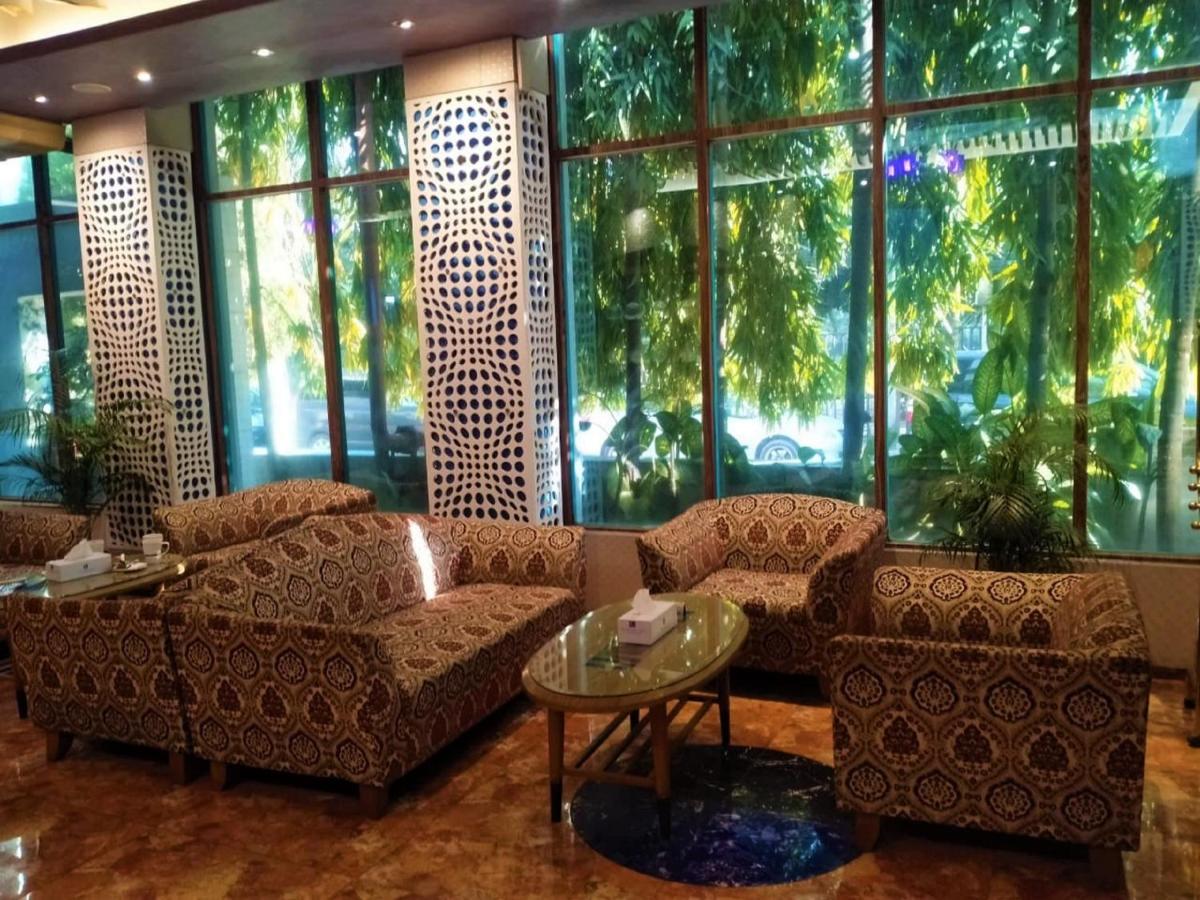Hotel Lake Castle - Parkview Dhaka Buitenkant foto