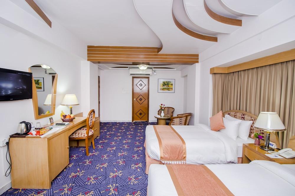 Hotel Lake Castle - Parkview Dhaka Buitenkant foto