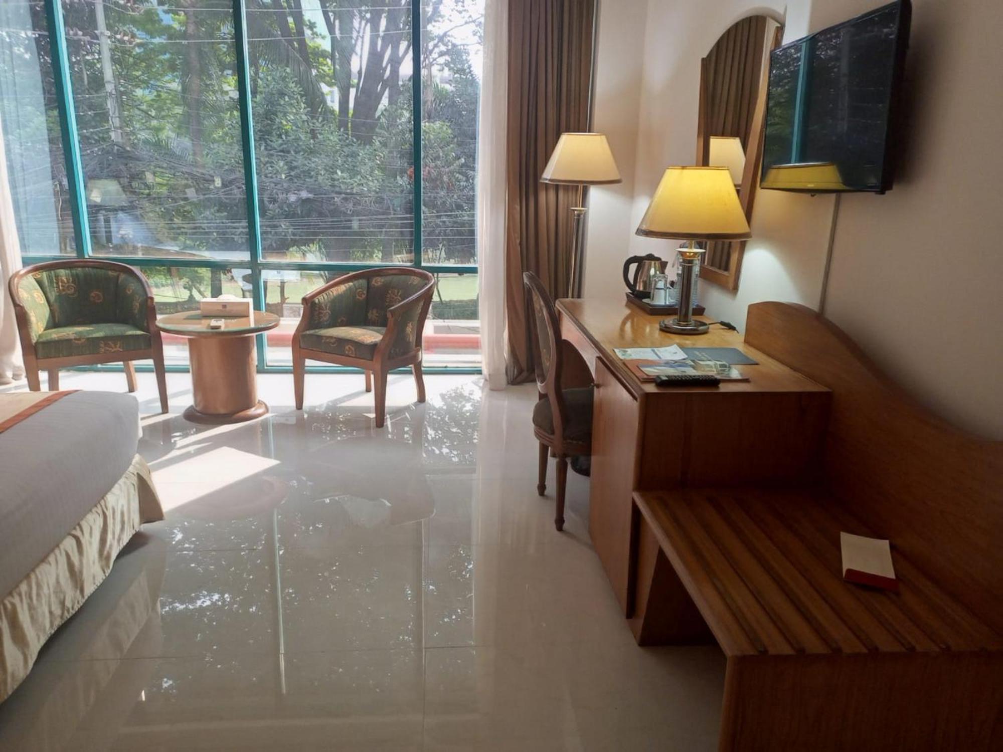 Hotel Lake Castle - Parkview Dhaka Buitenkant foto